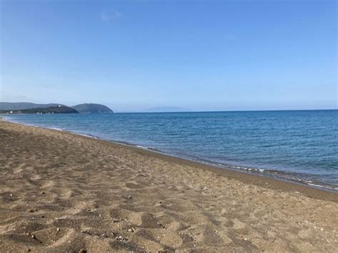 spiaggia nudista video|NATURIST FKK BEACH in ITALY! Spiaggia Naturista Nido del